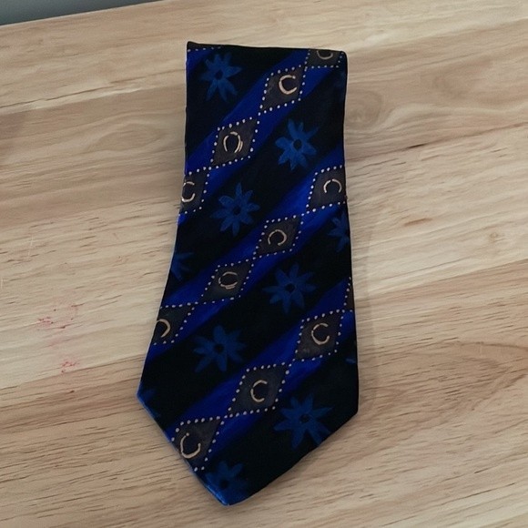 Blue Diamond Embroidered Tie by Romeo Gigli main image 0